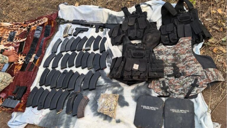 Operativo Militar de Sedena Desmantela Campamento y Captura a 6 en la Frontera de Colima y Michoacán