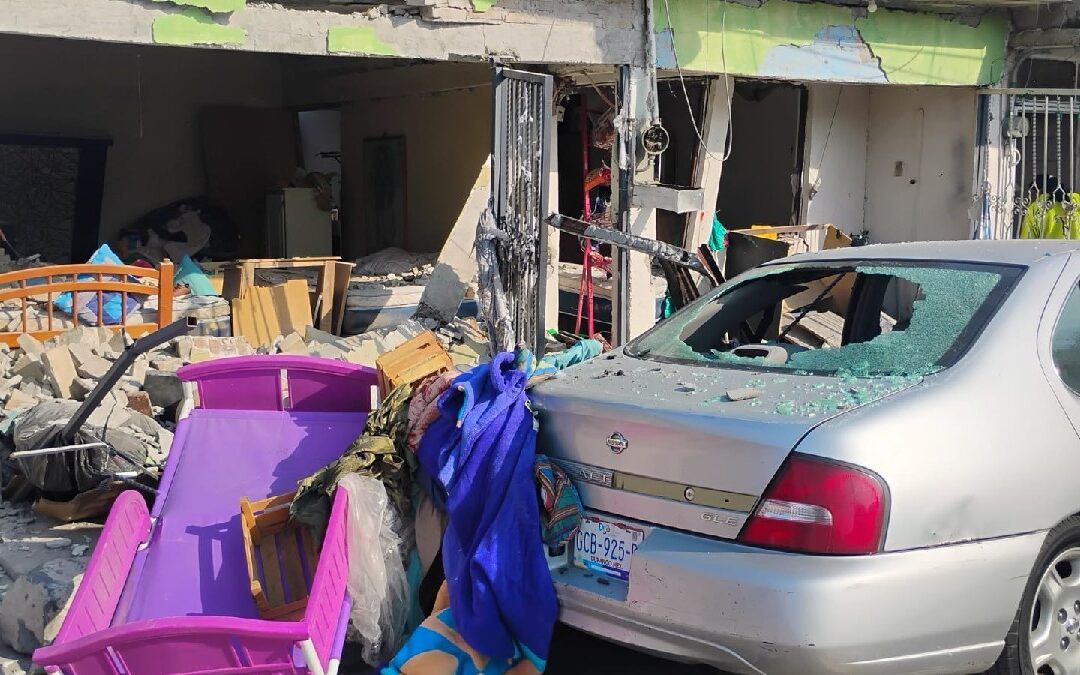 Explosión de Gas en Gómez Palacio: Destrucción de Vivienda y Daños a Vecinos