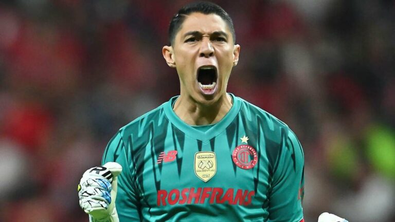 Hugo González Celebra Su Bicampeonato con Toluca y Lanza Dardos a Tigres y Rayados
