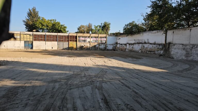 Demolición Escolar en Zapopan: Padres de Secundaria Técnica 13 Denuncian Despojo y Negocio Inmobiliario