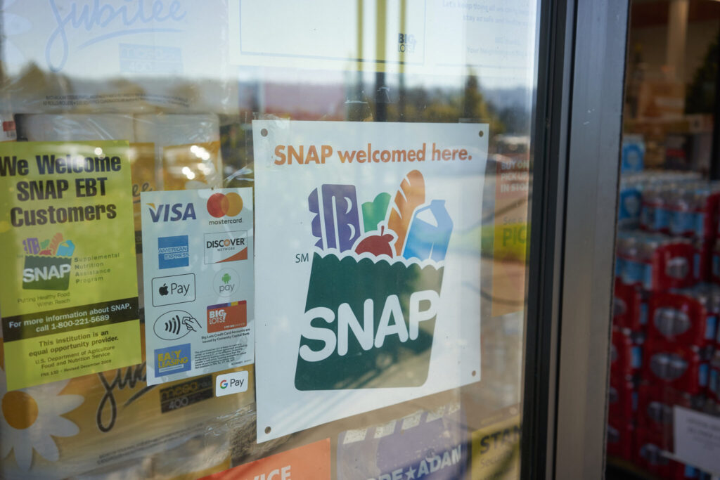 Organizaciones en Colorado Advierte sobre la Amenaza a los Fondos Federales de SNAP