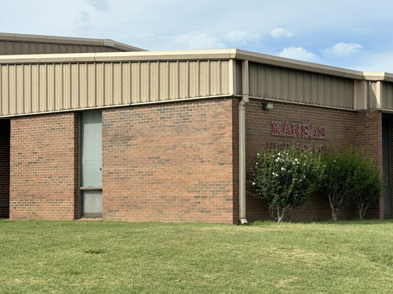 El distrito escolar de Kansas adelanta vacaciones ante el aumento de enfermedades