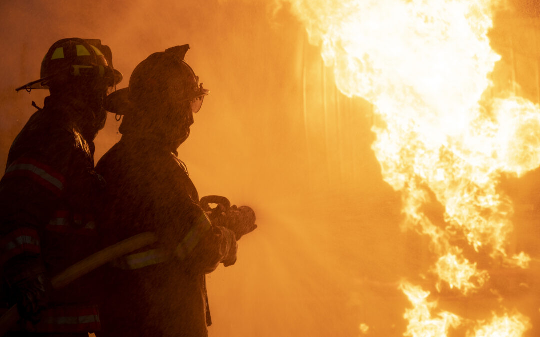 Alto Riesgo de Incendios en Kansas: Advertencias por Clima Seco y Ventoso