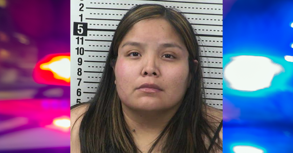 Accidente de Tránsito en Doña Ana: Mujer Ebria Caiga en Zanja con Sus Hijos