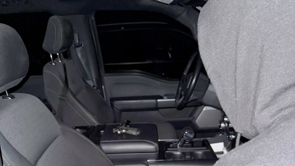 Robo de Armas: La Policía de Las Cruces Advierte sobre los Riesgos de Dejar Armas en Vehículos