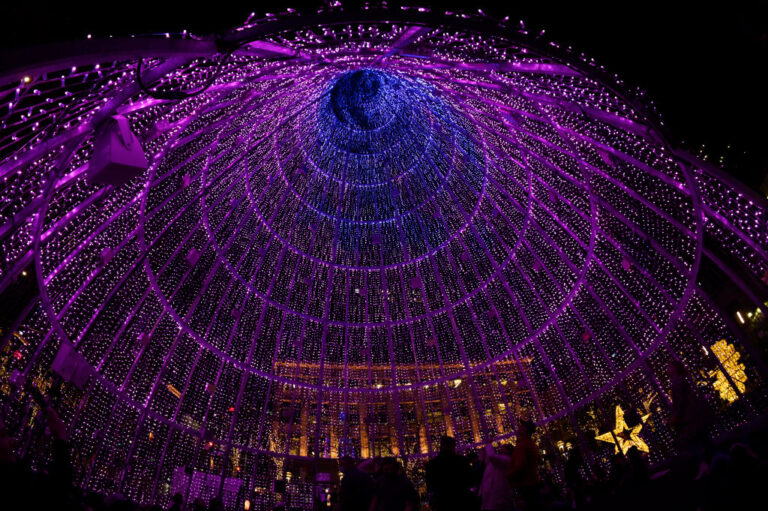 Luces navideñas en Denver: la tradición que se extiende hasta enero por el National Western Stock Show