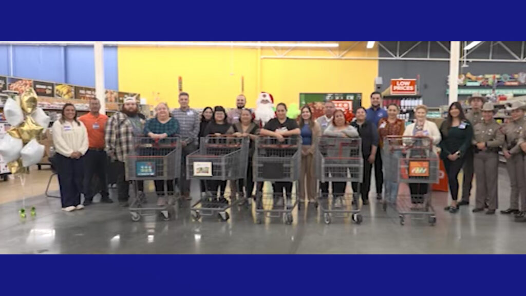 Navidad en Laredo: Regalos y Solidaridad Transforman la Temporada Festiva