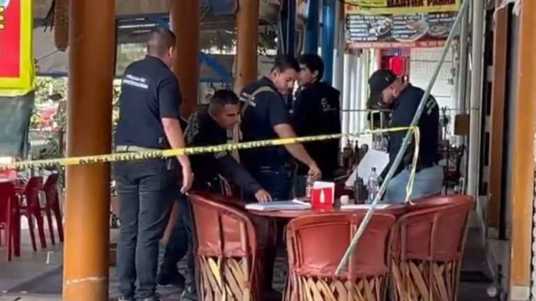 Ataque en Restaurante de Mariscos en Zapotlanejo: Una Mujer Muerta y un Herido de Tijuana
