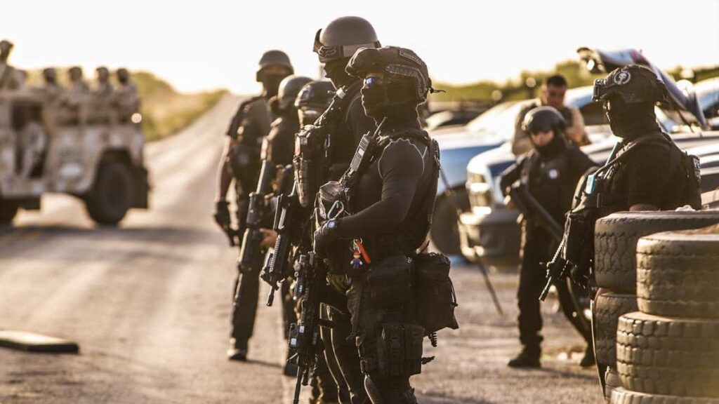 Policías Estatales Dados de Baja por Extorsión a Paisano en la Carretera Saltillo-Monterrey