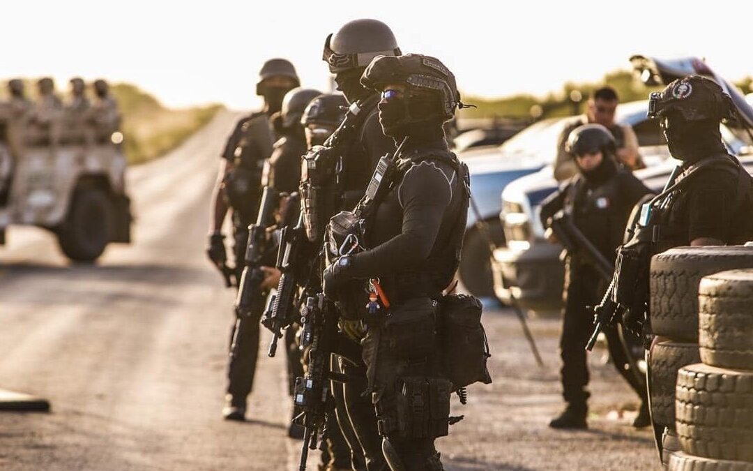 Policías Estatales Dados de Baja por Extorsión a Paisano en la Carretera Saltillo-Monterrey