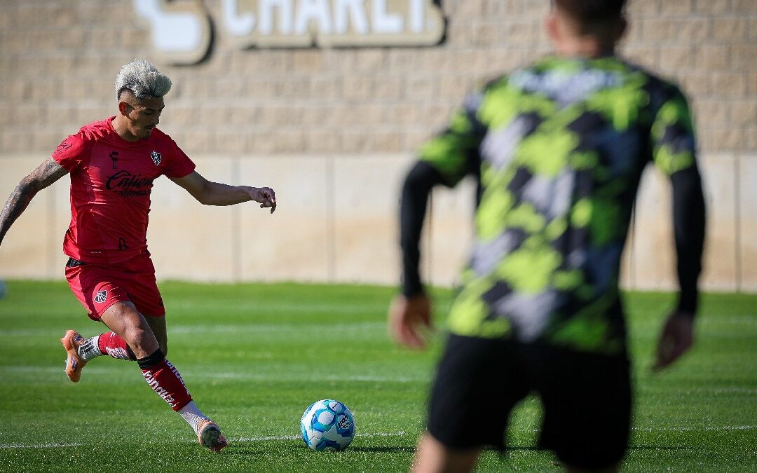 Atlas Domina al Necaxa con Doblete de Pochito González: Preparativos para el Clásico Tapatío