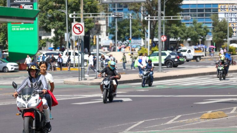 Hoy No Circula en CdMx y Edomex: ¿Qué Autos Descansan el 31 de Diciembre de 2025?