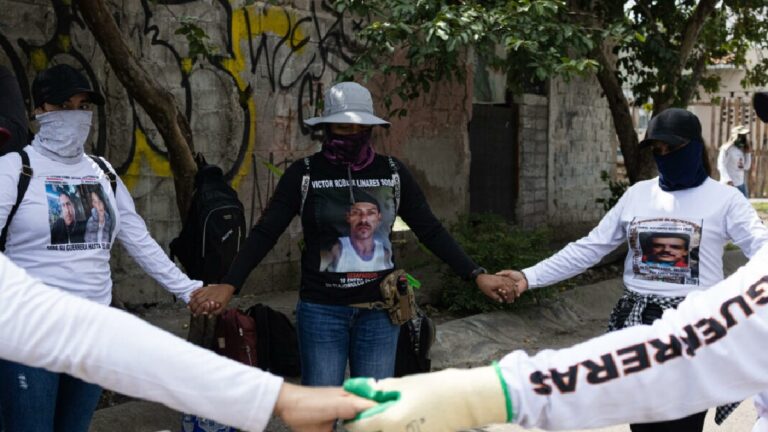 Guerreros Buscadores de Jalisco descubren restos humanos en finca de Tlajomulco