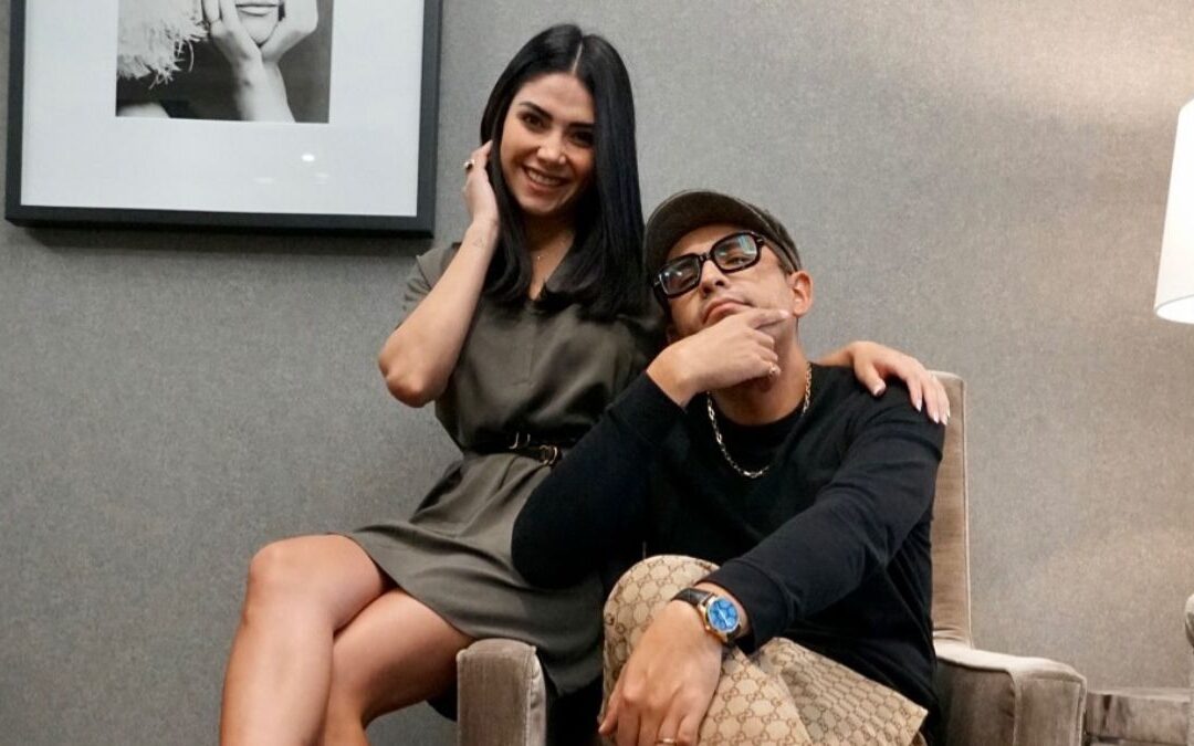 Capi Pérez y su esposa anuncian que esperan su segundo bebé: ¡Mira el emocionante video!
