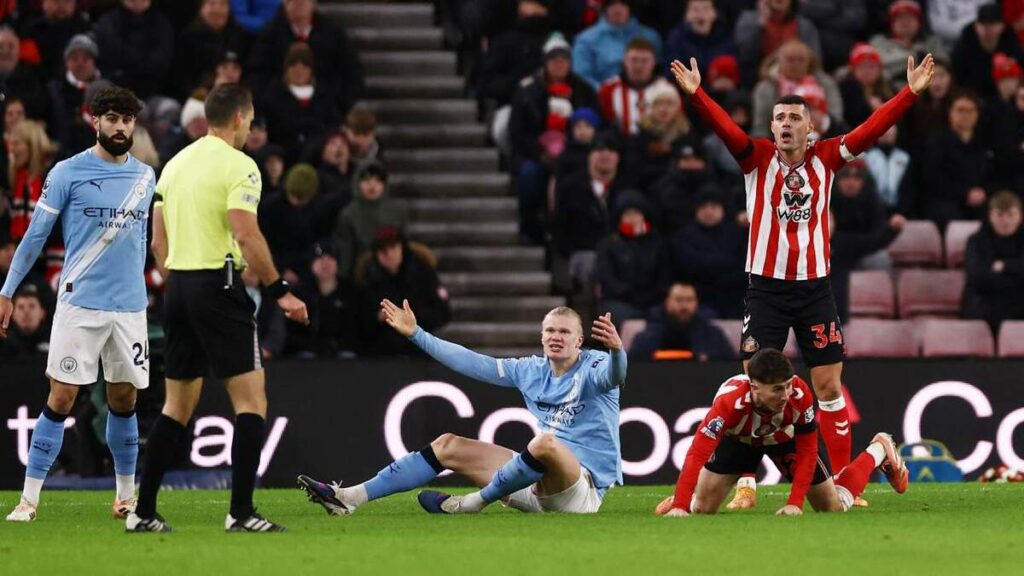 Manchester City lucha y empata con Sunderland mientras el Arsenal amplía su ventaja