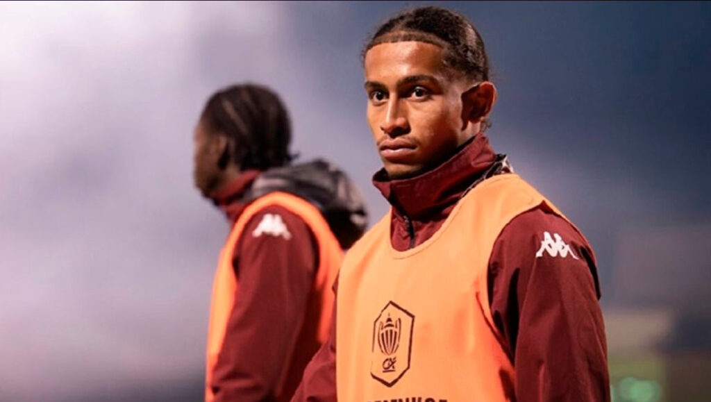 Jugador del Metz en estado crítico tras incendio en Suiza: Traslado de emergencia en helicóptero a Alemania