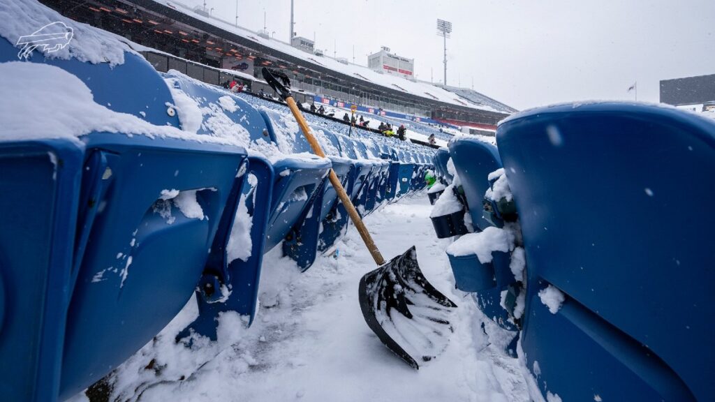 Los Bills Te Invitan a Limpiar la Nieve del Highmark Stadium: ¡Descubre los Beneficios!