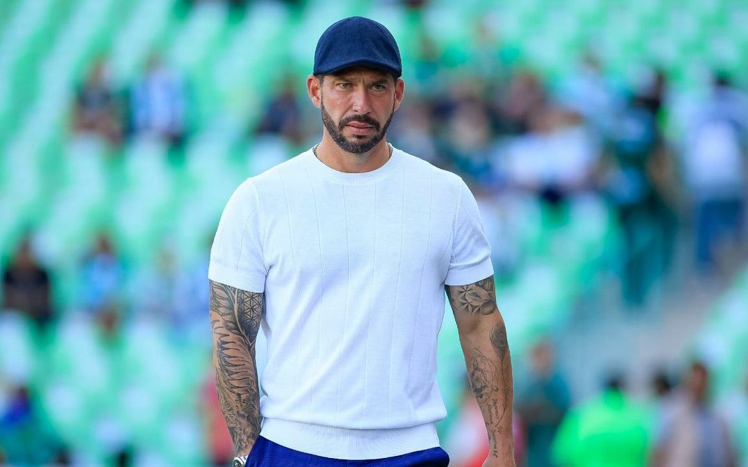 El Multicampeón en la Superliga China: Exdirector de Atlas y Querétaro Toma el Timón