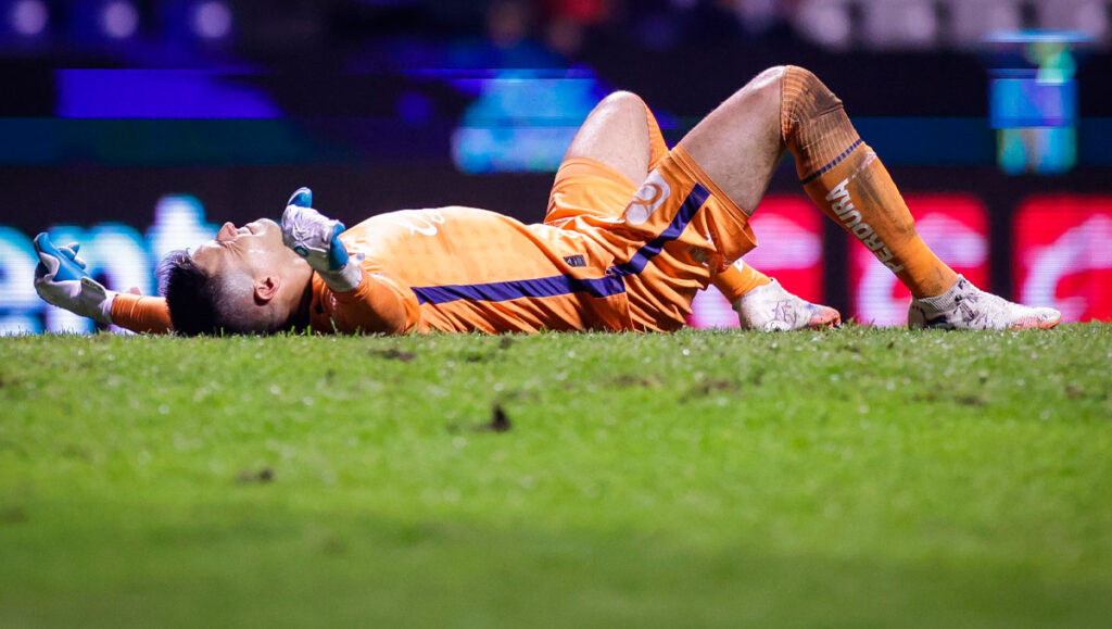 Titular en Copa América con México, excompañero de Pumas se enfrenta a nuevo desafío en su club