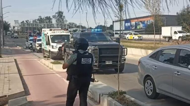 Hombre sin vida en Zapopan: Huellas de violencia en canal impactan a la comunidad