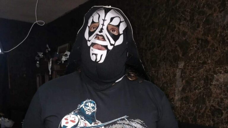 LA Park Comparte su Frase Favorita en la Carrera de Lucha Libre