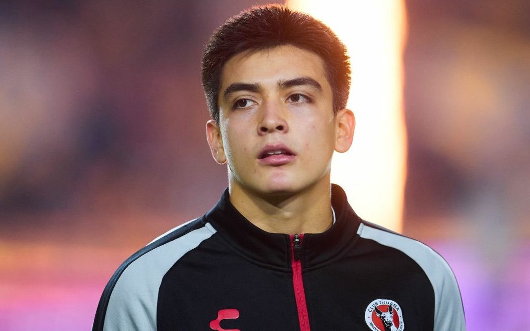 Gilberto Mora: La Joya del Futbol Mexicano que Loco Abreu Presume en Uruguay