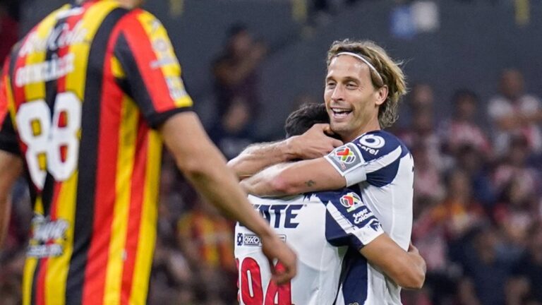 Rayados Triunfa en la Copa Pacífica: Gol de Anthony Martial Sorprende a Leones Negros
