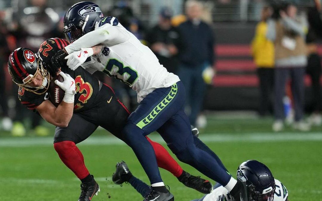 Los Seahawks vencen a los 49ers y aseguran el primer sembrado en la NFC