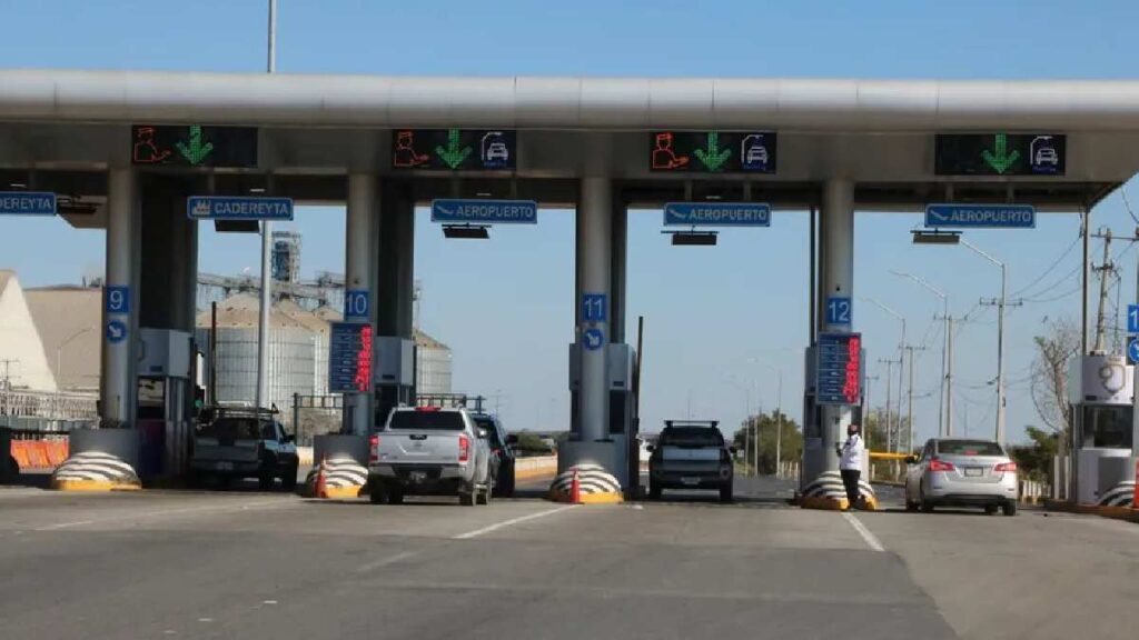 Vuelve el Cobro de Caseta en la Autopista hacia el Aeropuerto de Monterrey