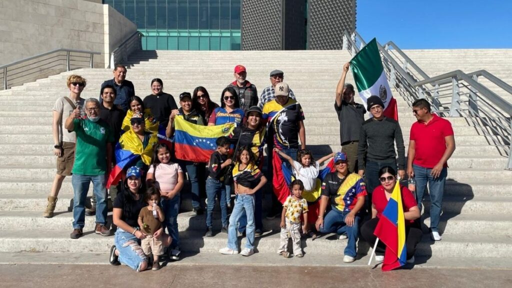 Celebración de Venezolanos en Torreón por la Captura de Nicolás Maduro