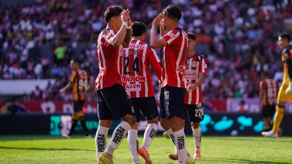 Chivas Consigue una Categórica Victoria en la Pretemporada de la Copa Pacífica contra Leones Negros