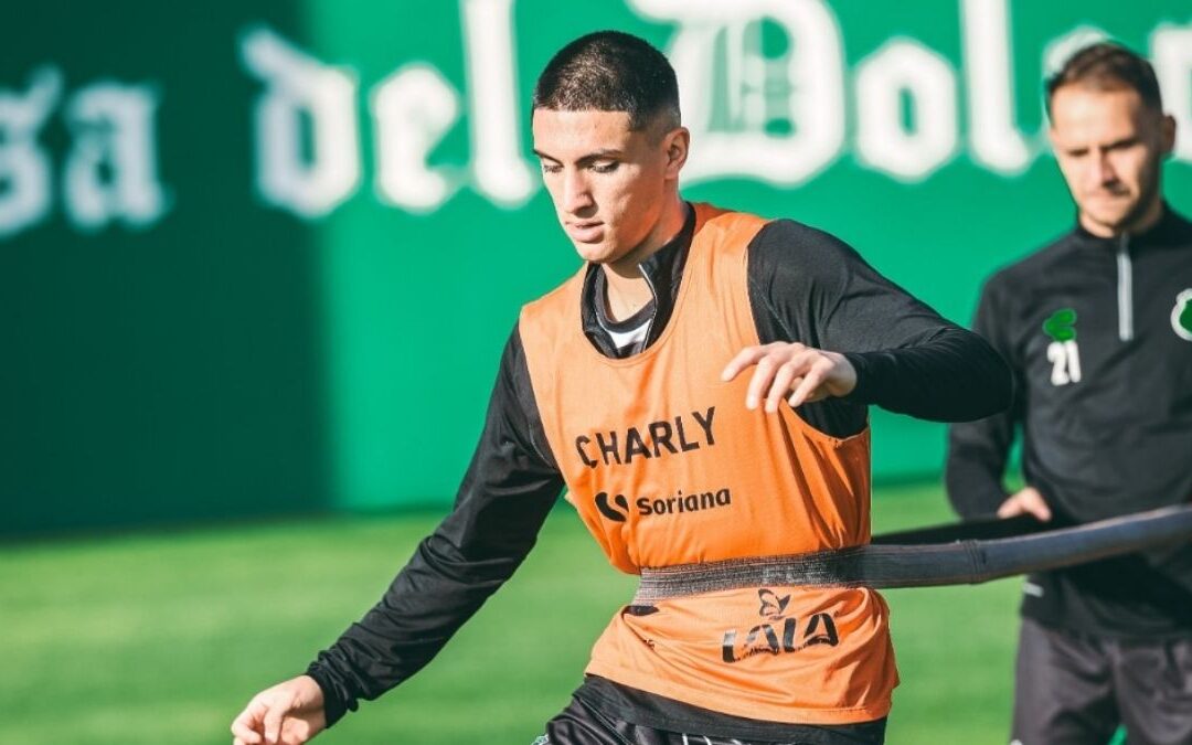 Refuerzos Santos: Adaptación de Jugadores Culmina para el Torneo en La Laguna