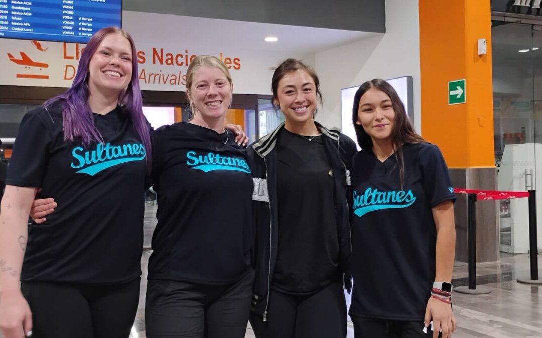 Refuerzos del Equipo Sultanes Femenil Arriban a Stockton Modesto