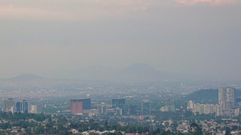 Calidad del Aire en CdMx: Contingencia Ambiental Este 5 de Enero de 2026