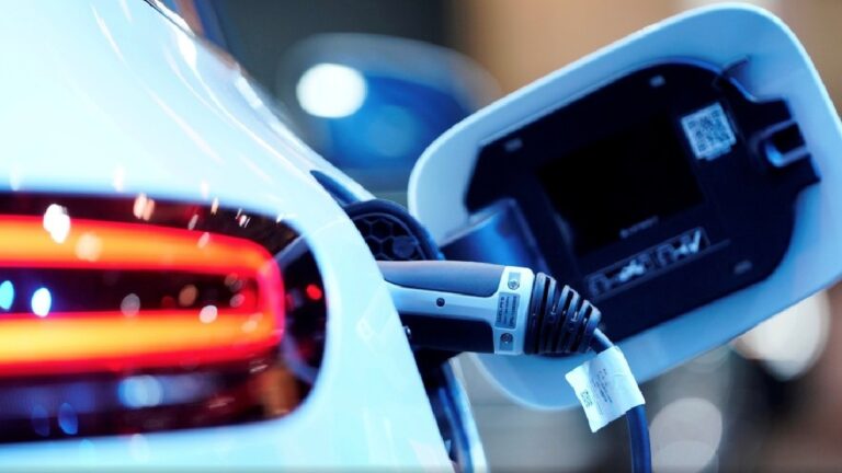 Tragedia en Stockton: Niño de 5 años fallece tras ser arrollado por automóvil eléctrico