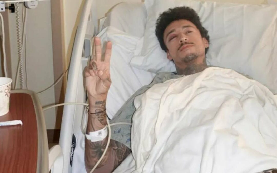 Patinador Olímpico Sufre Fractura de Cráneo en Acrobacia Fallida | VIDEO