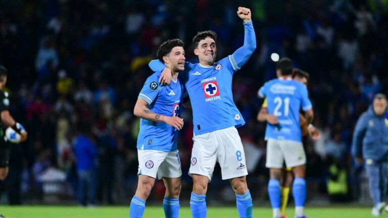 Cruz Azul Reduce su Plantilla: Solo Quedarán Tres Jugadores Mayores de 30 Años