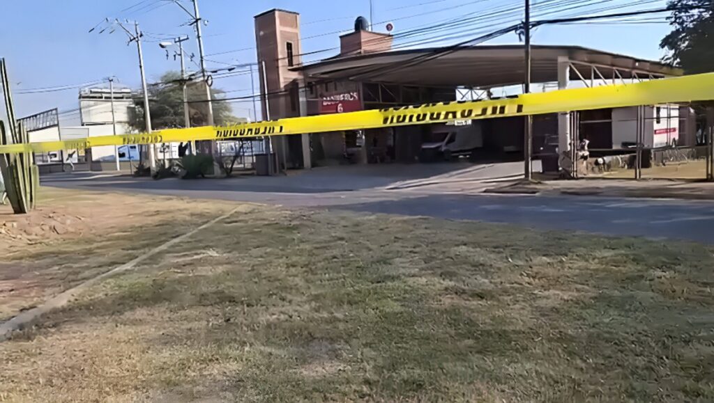 Mísil Mortero Abandonado Frente a Estación de Bomberos en León Activa Protocolo de Seguridad