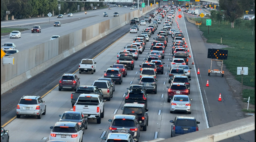 Impacto de las Obras Nocturnas en el Cruce Fronterizo de San Ysidro: Menos Vehículos en el Primer Día
