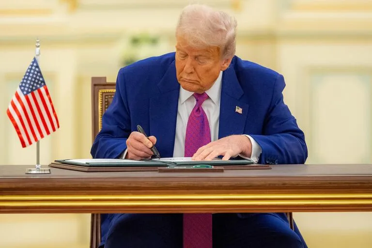 Revisión de la Enmienda 14: Impacto Potencial en la Ciudadanía en Estados Unidos