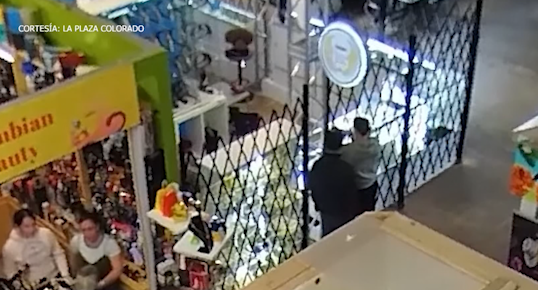 Robo en joyería de Aurora: policía activa investigación y solicita ayuda de la comunidad
