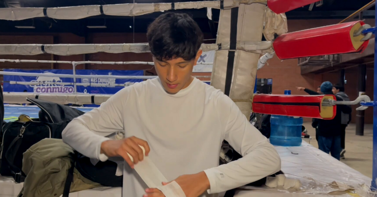 Jóvenes boxeadores de Ciudad Juárez: luchando por un futuro mejor a través del deporte