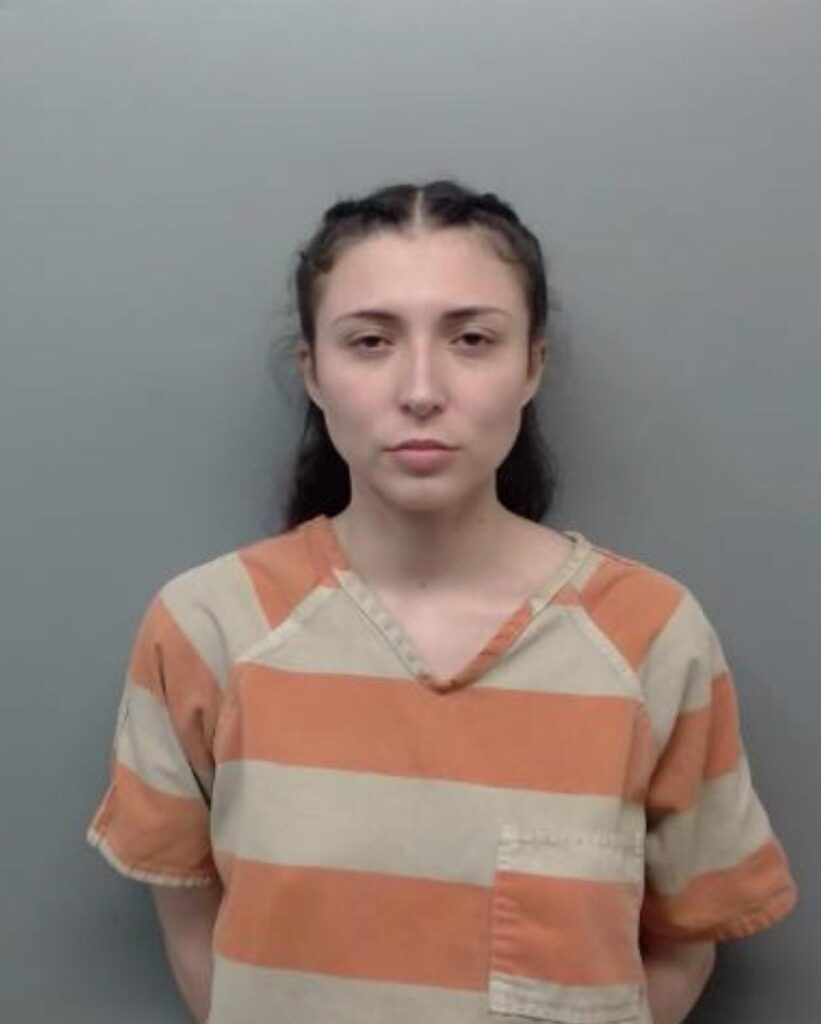 Operación Stone Garden: Arresto de mujer con múltiples órdenes por delitos graves en Webb County