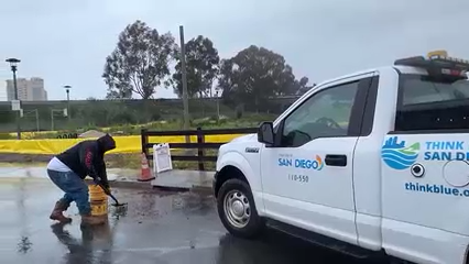 Inundaciones y Rescates en San Diego Tras la Tormenta de Ayer
