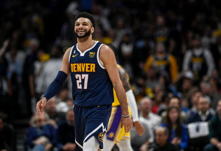 Tyus Jones se une a los Denver Nuggets para potenciar su banca en la búsqueda del campeonato