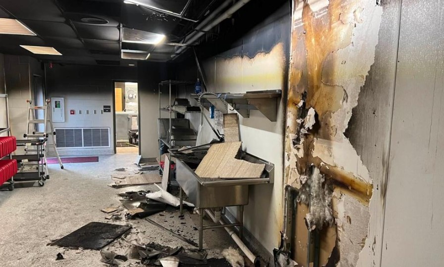 Incendio escolar activa una emergencia en Tanglewood Elementary y es el segundo en ocho días