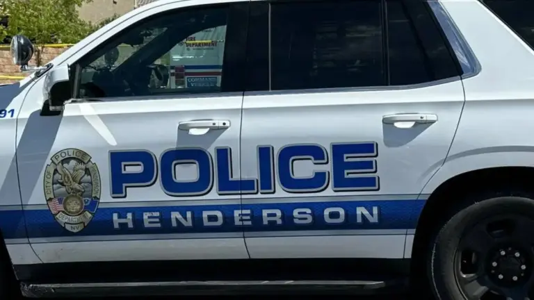 Homicidio investigado tras hallazgo de dos ancianos muertos en Henderson